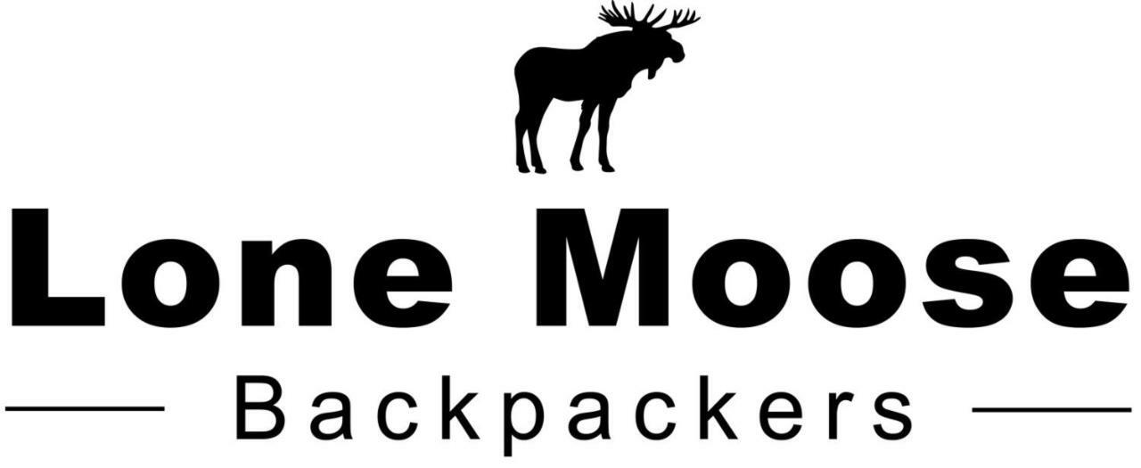 Хостел Lone Moose Backpackers Те-Анау Екстер'єр фото